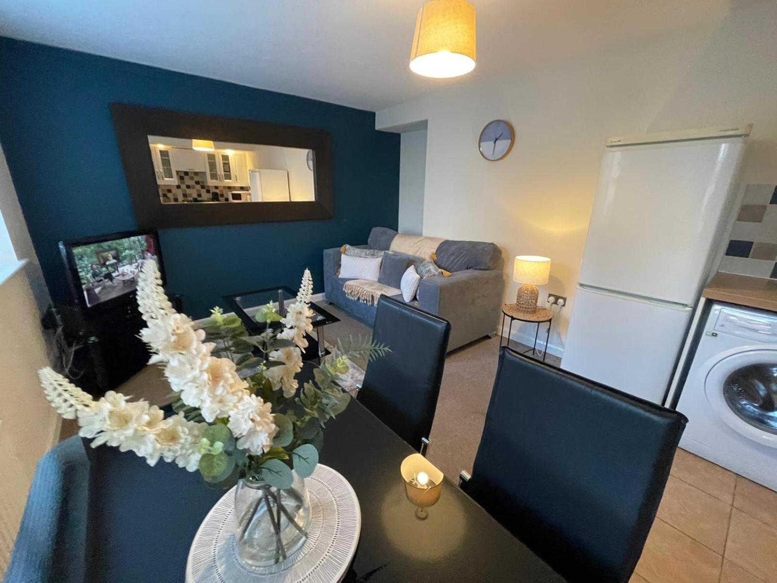 Barroon Castle Apartments, Near Airport, Free Parking, By Derbnb キャッスル・ドニントン エクステリア 写真