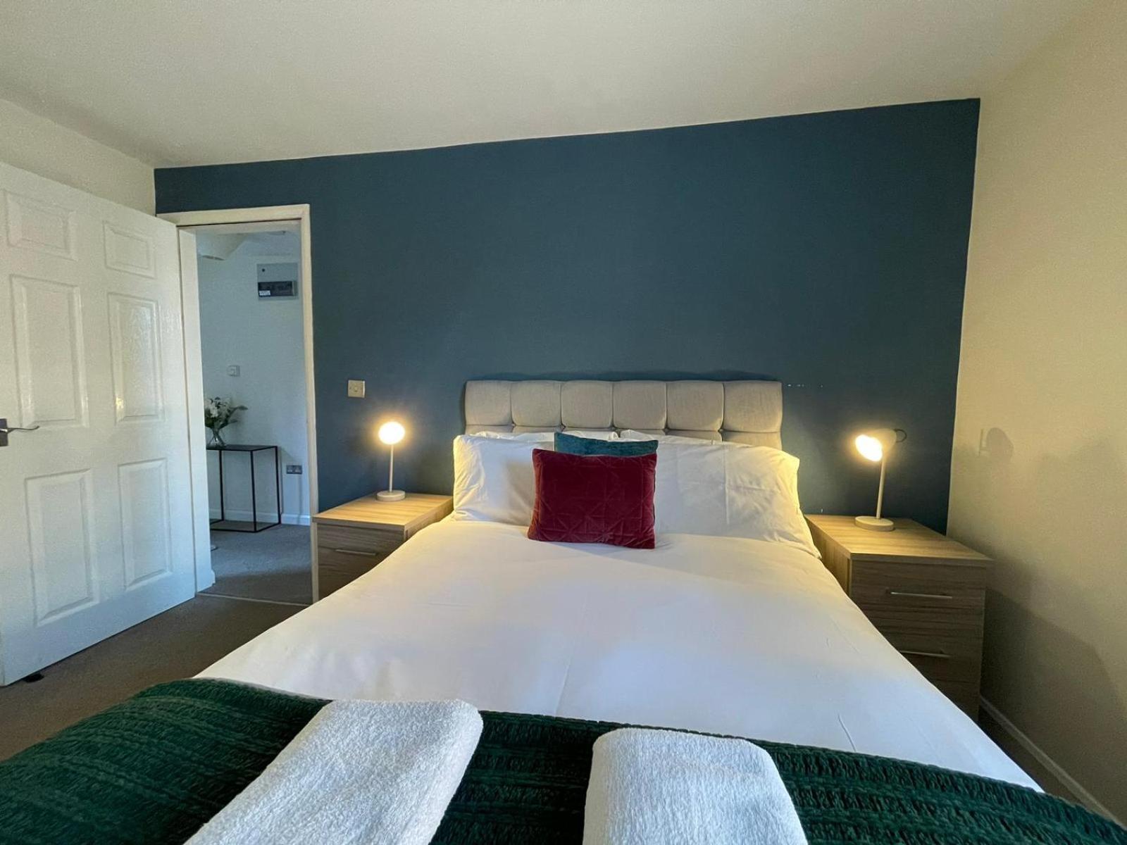 Barroon Castle Apartments, Near Airport, Free Parking, By Derbnb キャッスル・ドニントン エクステリア 写真