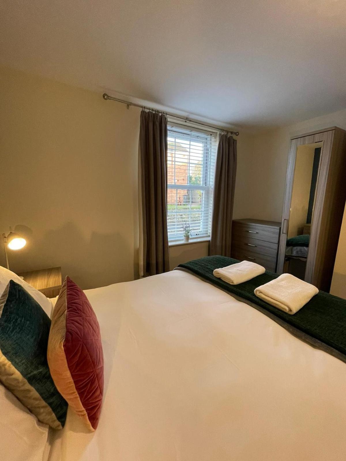 Barroon Castle Apartments, Near Airport, Free Parking, By Derbnb キャッスル・ドニントン エクステリア 写真