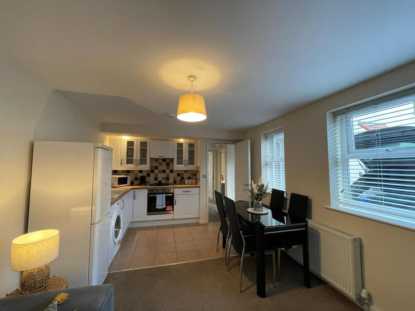 Barroon Castle Apartments, Near Airport, Free Parking, By Derbnb キャッスル・ドニントン エクステリア 写真