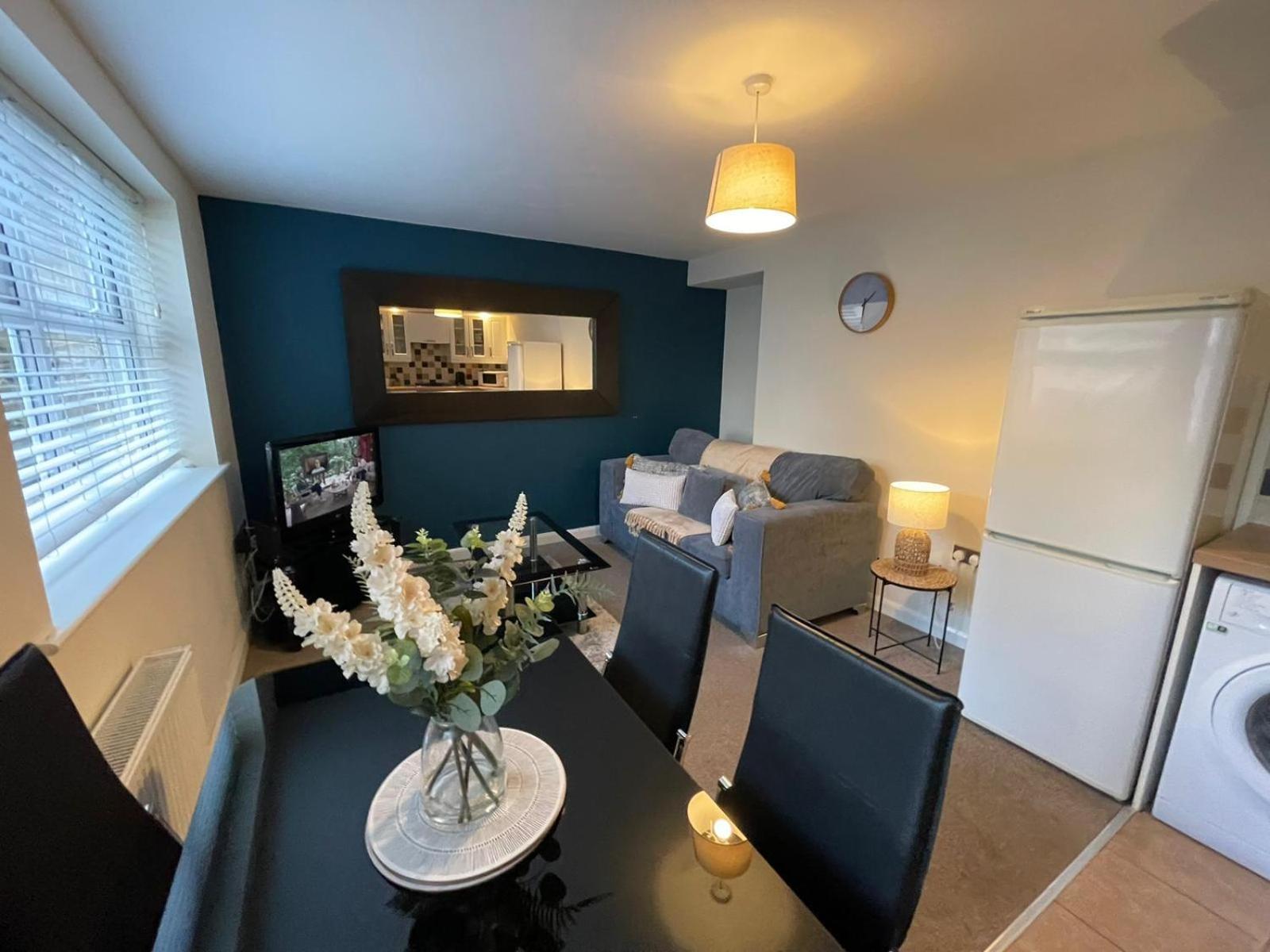 Barroon Castle Apartments, Near Airport, Free Parking, By Derbnb キャッスル・ドニントン エクステリア 写真